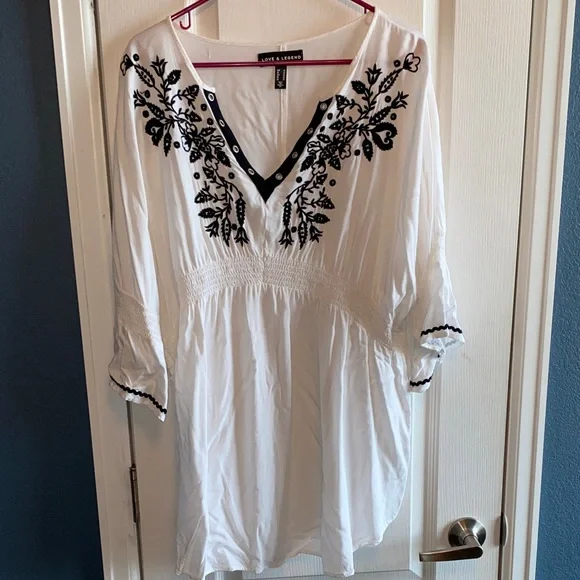 Love & Legend White Tunic with Black Embroidery - Picture 1 of 5